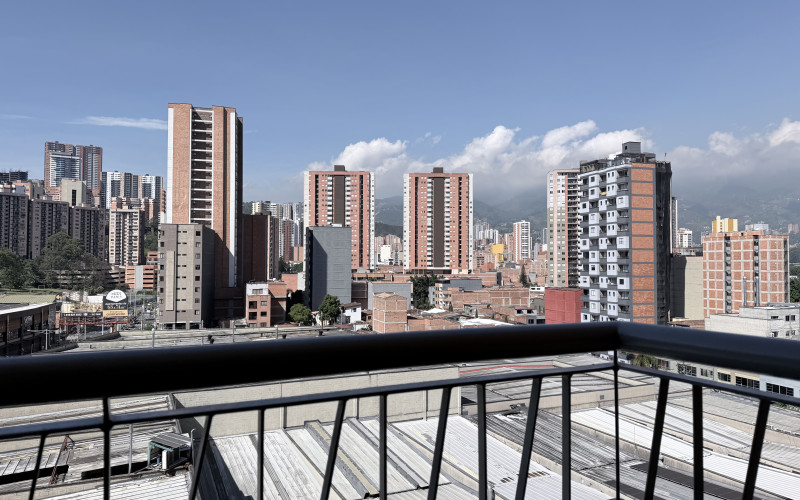 Apartamento en Sabaneta en Av Poblado (Cra 43A) | 60 Mt2