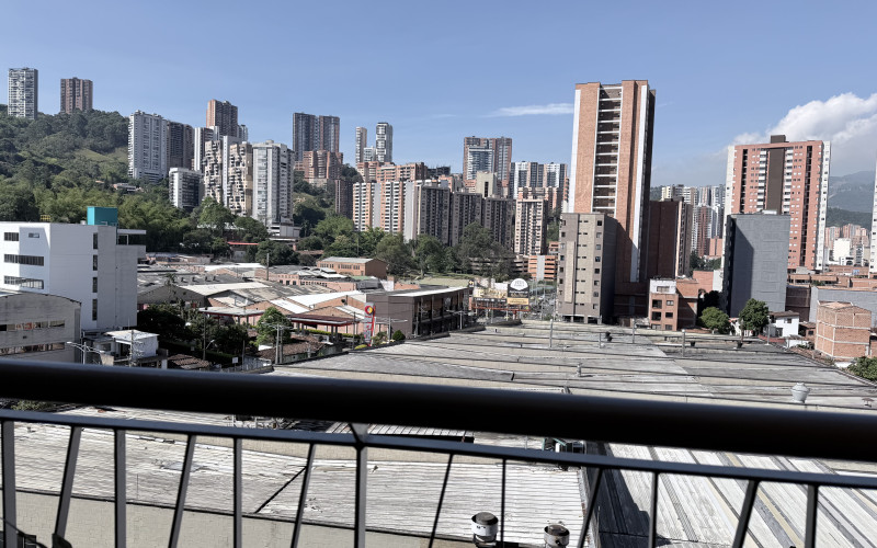 Apartamento en Sabaneta en Av Poblado (Cra 43A) | 60 Mt2