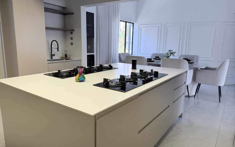 Ultra-Luxury San Lucas Penthouse with Private Pool & Home Theater in El Poblado