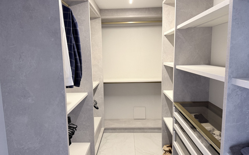 Ultra-Luxury San Lucas Penthouse with Private Pool & Home Theater in El Poblado