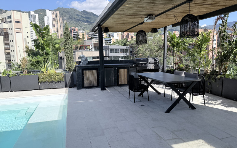 Ultra-Luxury San Lucas Penthouse with Private Pool & Home Theater in El Poblado