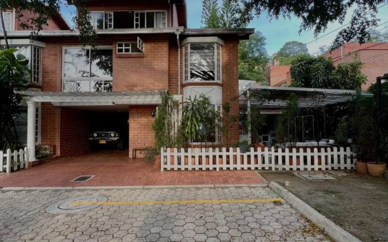 Casa en Medellín en La Concha