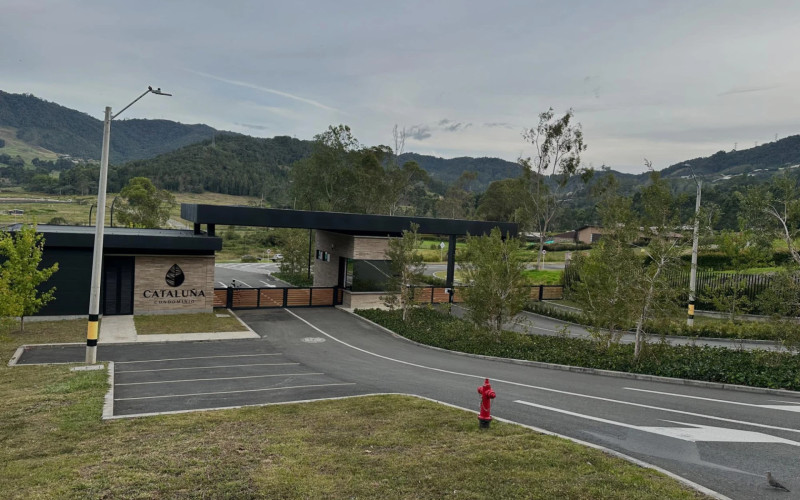 Lote Residencial en La Ceja en V. El Tambo