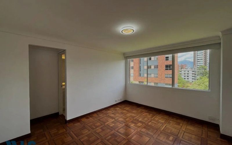 Apartamento en Medellín en Loma de los Parra
