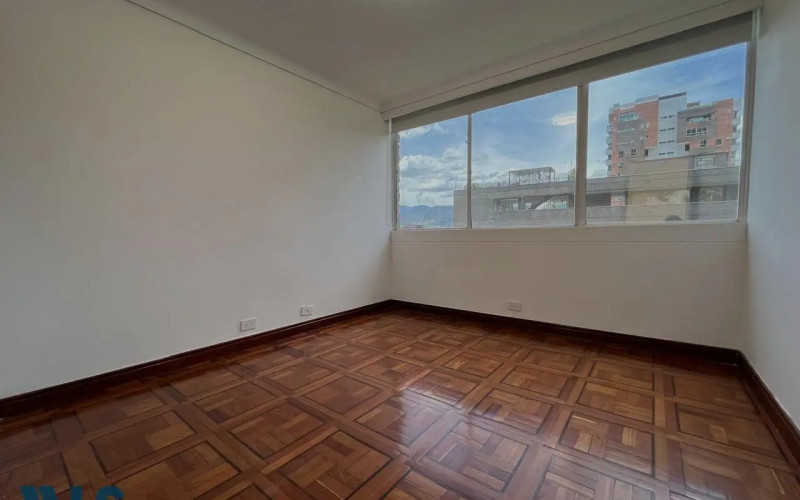 Apartamento en Medellín en Loma de los Parra