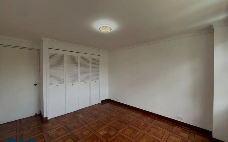 Apartamento en Medellín en Loma de los Parra