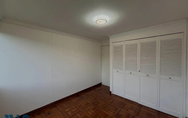 Apartamento en Medellín en Loma de los Parra