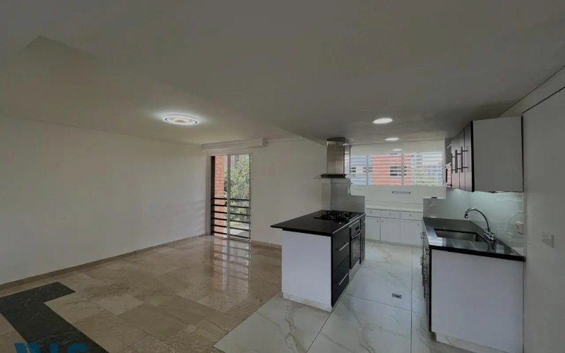 Apartamento en Medellín en Loma de los Parra
