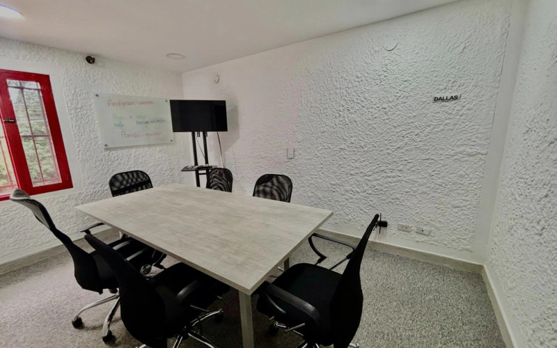 Casa en Medellín en La Aguacatala
