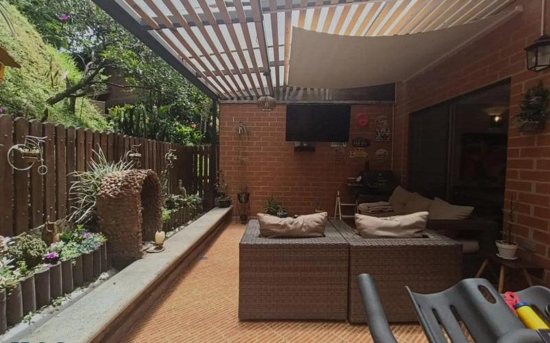 Casa en Envigado en El Esmeraldal