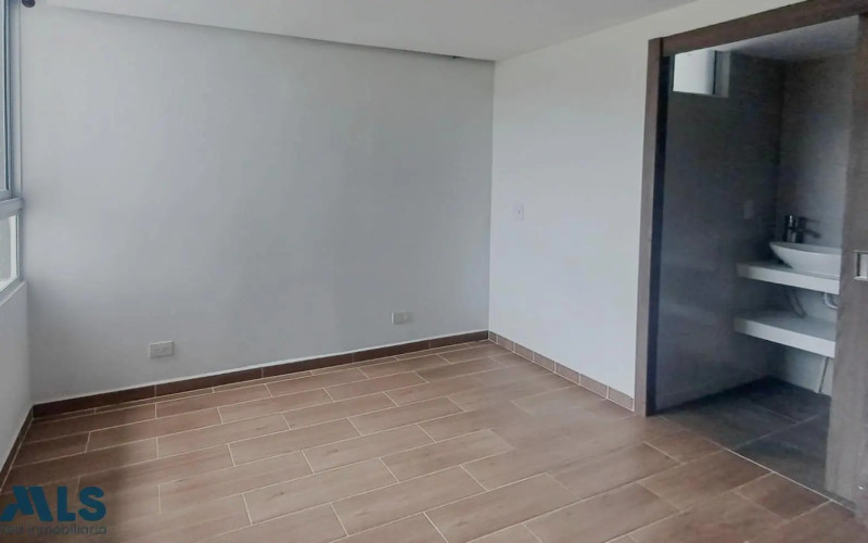 Apartamento en La Estrella en La Tablaza
