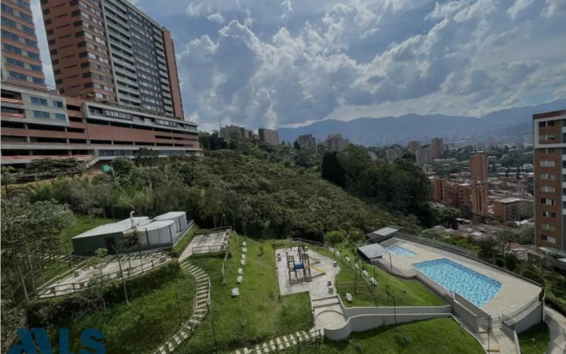 Apartamento en Envigado en El Trianón