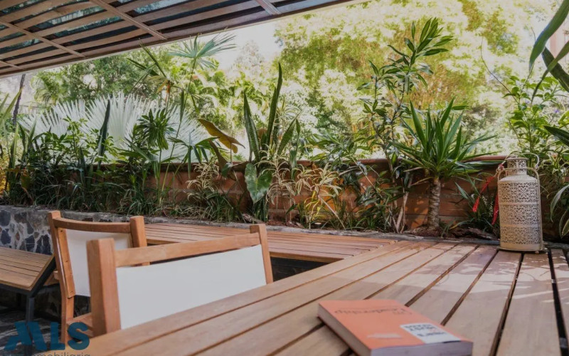 Apartamento en Medellín en El Tesoro