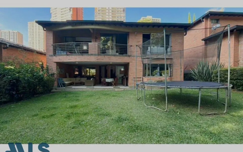 Casa en Medellín en San Lucas