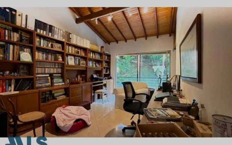 Casa en Medellín en San Lucas