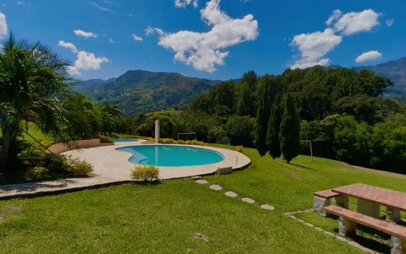 Finca Recreativa en Barbosa en V. La Montañita