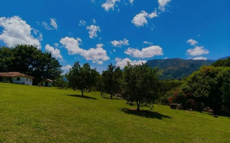 Finca Recreativa en Barbosa en V. La Montañita