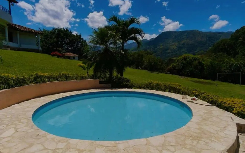 Finca Recreativa en Barbosa en V. La Montañita