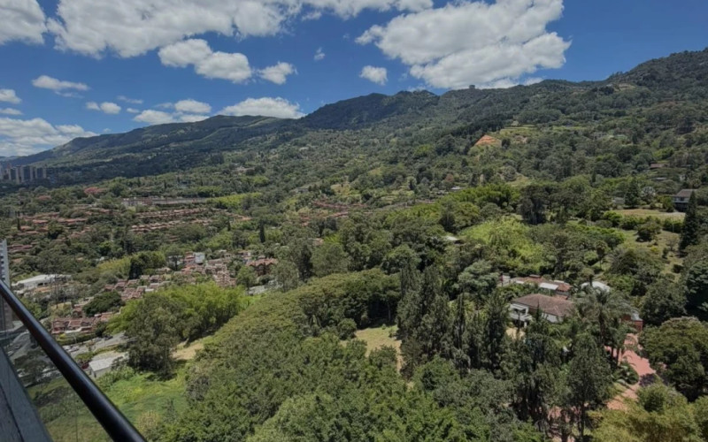 Apartamento en Envigado en Loma de Las Brujas