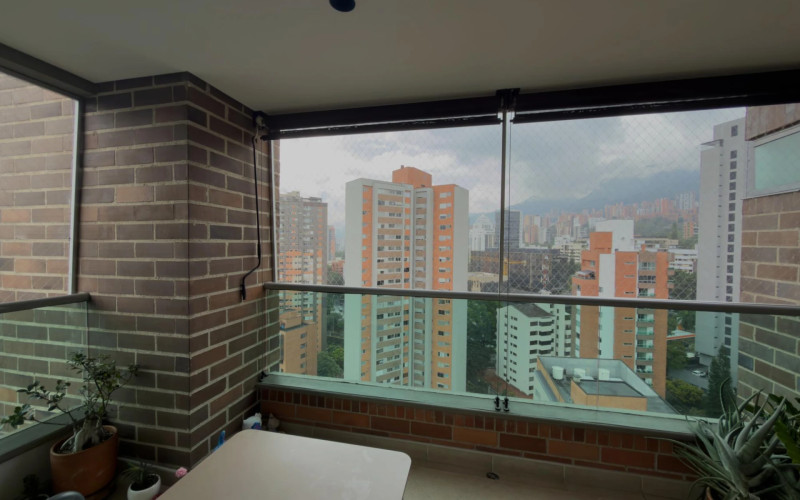 Apartamento en Medellín en Santa Maria de los Angeles