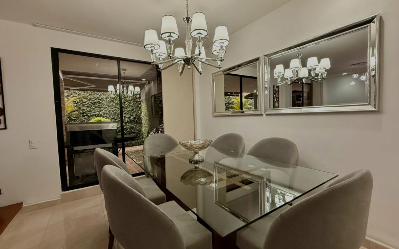 Casa en Medellín en El Tesoro
