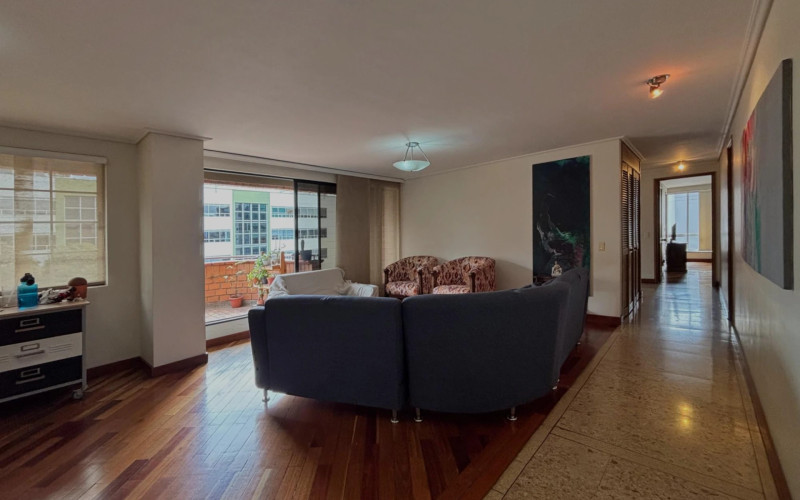 Apartamento en Medellín en Oviedo