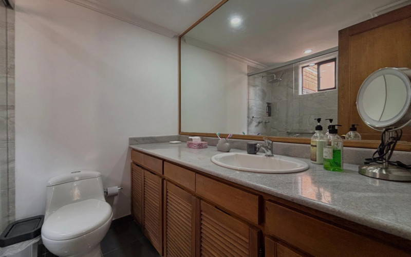 Apartamento en Medellín en Oviedo