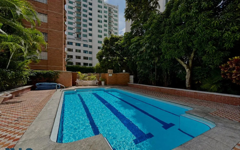 Apartamento en Medellín en Oviedo