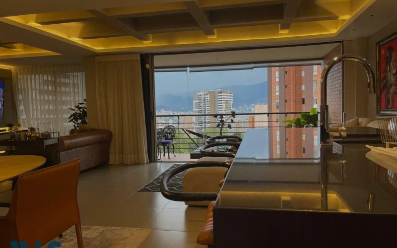 Apartamento en Medellín en Loma Los Gonzalez