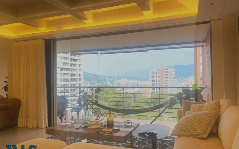 Apartamento en Medellín en Loma Los Gonzalez