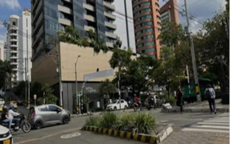 Oficina en Medellín en Milla de oro