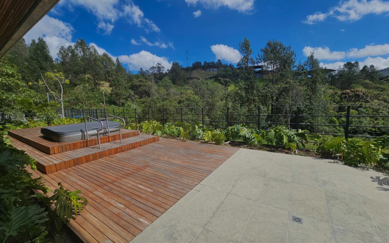Lote Residencial en Envigado en Alto del escobero (Envigado)