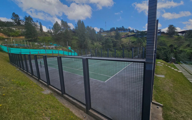 Lote Residencial en Envigado en Alto del escobero (Envigado)
