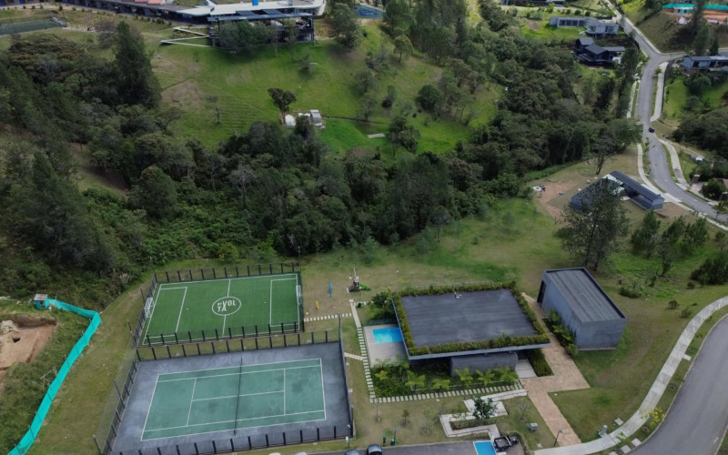 Lote Residencial en Envigado en Alto del escobero (Envigado)