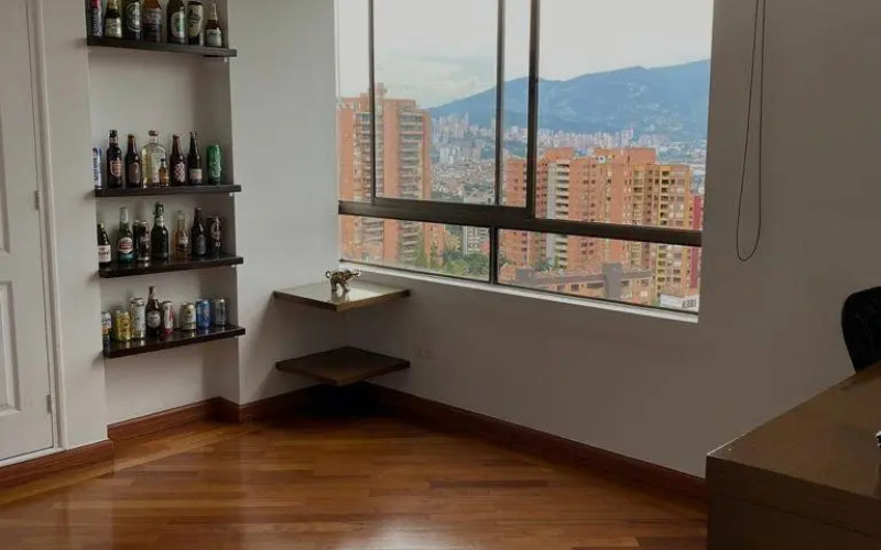Apartamento en Medellín en El Campestre