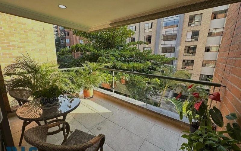 Apartamento en Medellín en Conquistadores