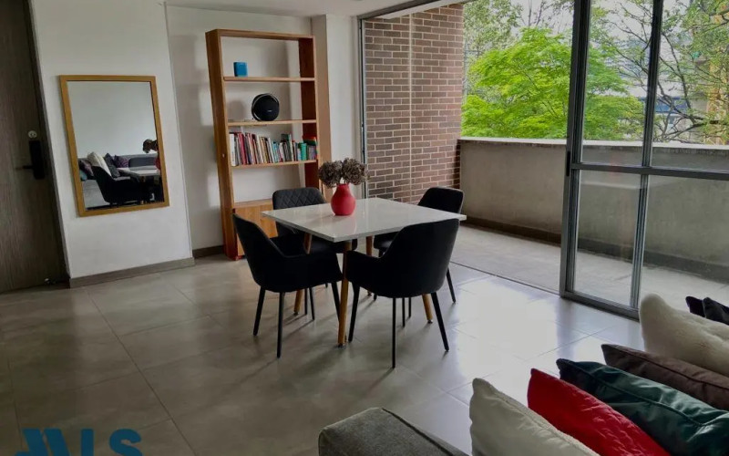 Apartamento en Medellín en Ciudad del Rio