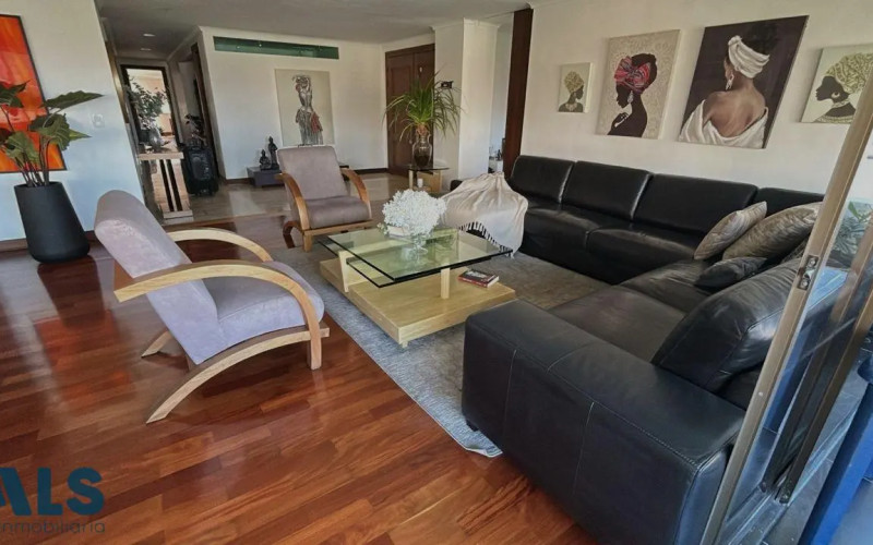 Apartamento en Medellín en El Campestre