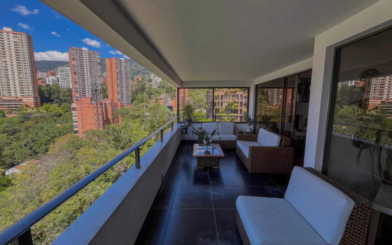 Apartamento en Medellín en El Campestre