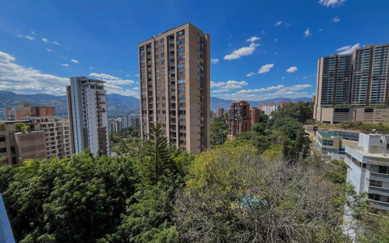 Apartamento en Medellín en El Campestre