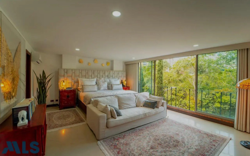 Casa en Sabaneta en Loma de San Jose