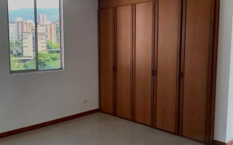 Apartamento en Medellín en Loma de San Julian