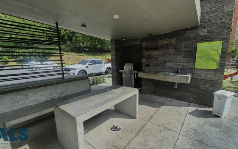 Apartamento en Medellín en Loma de Los Bernal