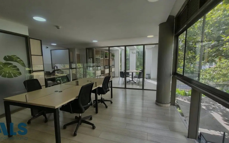 Apartamento en Medellín en Loma de Los Bernal