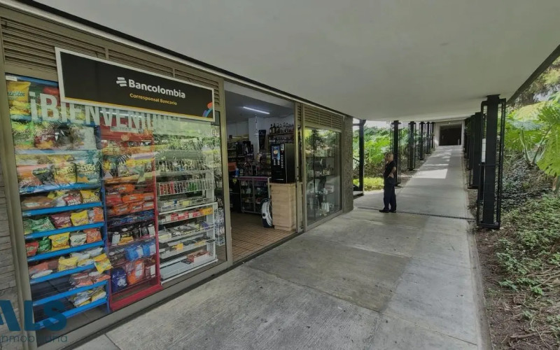 Apartamento en Medellín en Loma de Los Bernal