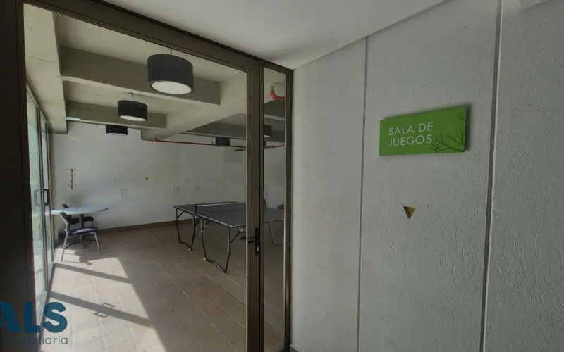 Apartamento en Medellín en Loma de Los Bernal