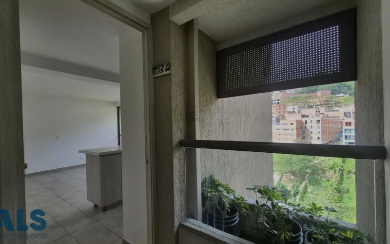 Apartamento en Medellín en Loma de Los Bernal