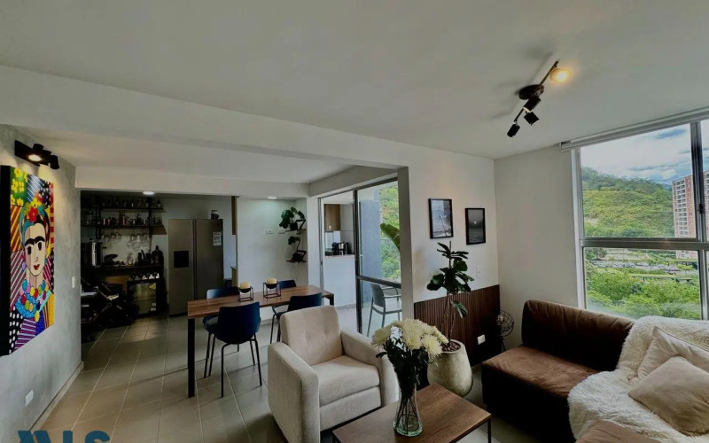 Apartamento en Medellín en Loma de Los Bernal