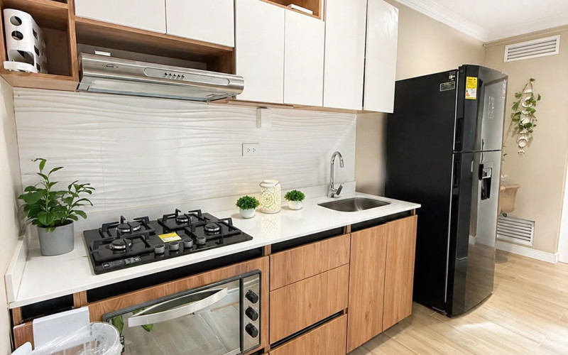 Fully Remodeled 166 m² Apartment in Laureles | 6 Bedrooms, 6 Private Bathrooms & 3 Kitchens