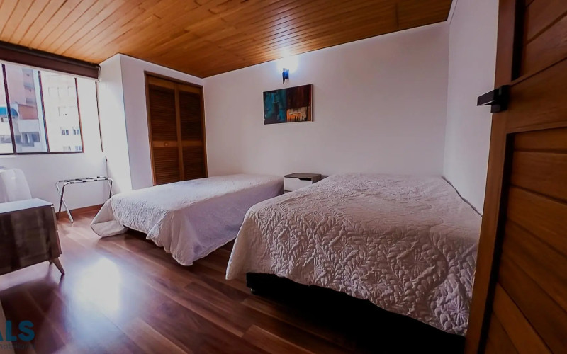 Apartamento en Medellín en Laureles